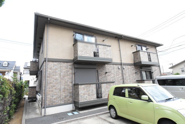 ��ʌ��������܎s�k��������Q����815�̃A�p�[�g�̌����O��