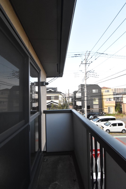 ��ʌ��������܎s�k��������Q���ڂ̃A�p�[�g�̃o���R�j�[