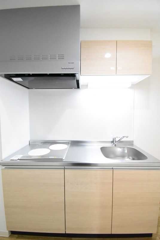 ��ʌ��������܎s��{���咬�R���ڂ̃}���V�����̃L�b�`��