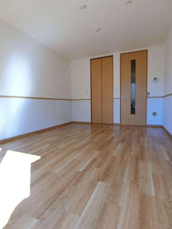 ��ʌ��������܎s��{��㏬���̃A�p�[�g�̂��̑������E�X�y�[�X