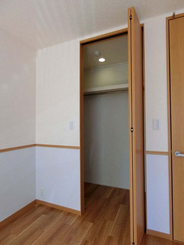 ��ʌ��������܎s��{��㏬���̃A�p�[�g�̎��[