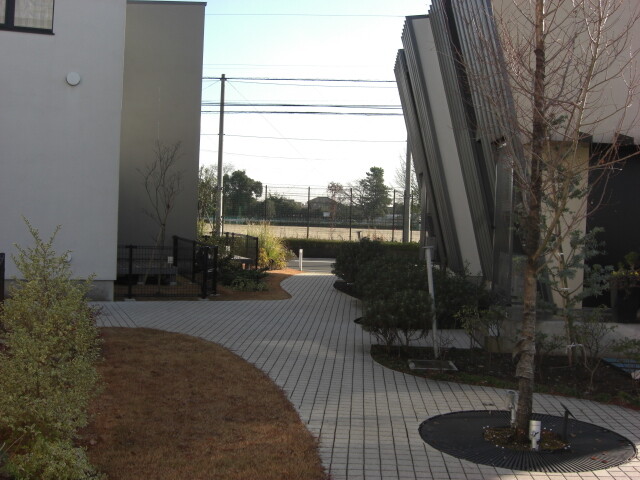 ��ʌ�����s�����Q���ڂ̃e���X�n�E�X�̂��̑�