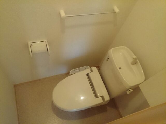 ��ʌ�����s�厚���s�g���̃A�p�[�g�̃g�C��