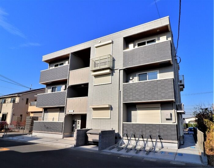 ��ʌ��z�J�s���C�N�^�E���Q���ڂ̃A�p�[�g�̌����O��