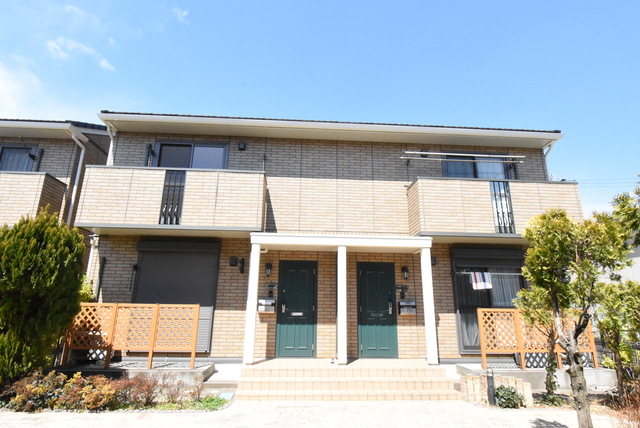 ��ʌ��������܎s������~����Q����8-4�̃A�p�[�g�̌����O��