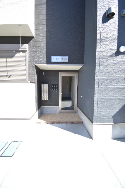 ��ʌ��������܎s������厚���[��̃A�p�[�g�̃G���g�����X