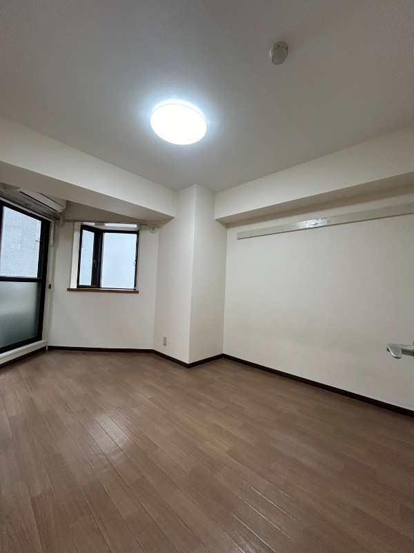 ��ʌ���z�s�e�c�{���̃}���V�����̋����E���r���O