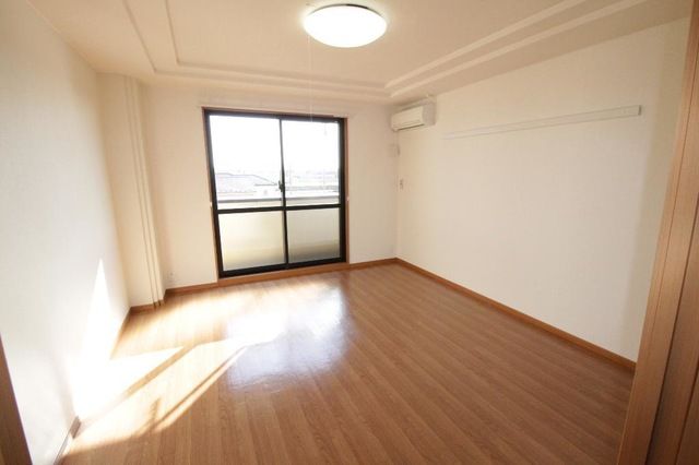 ��ʌ������s�ٓV�Q���ڂ̃}���V�����̂��̑������E�X�y�[�X