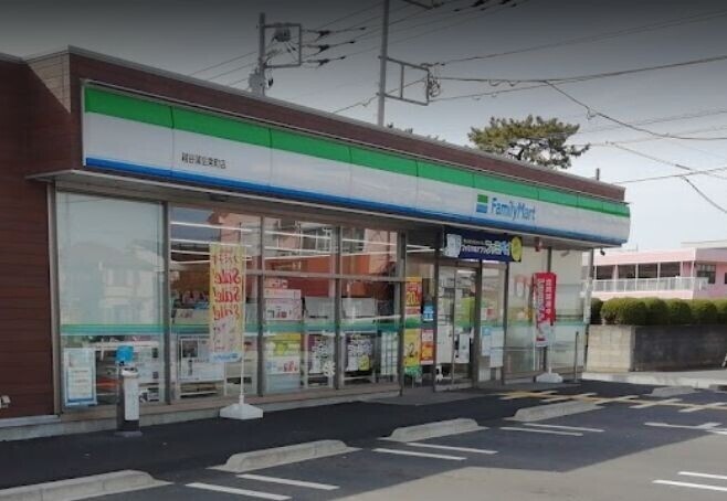 ��ʌ��z�J�s���������̃A�p�[�g�̎���