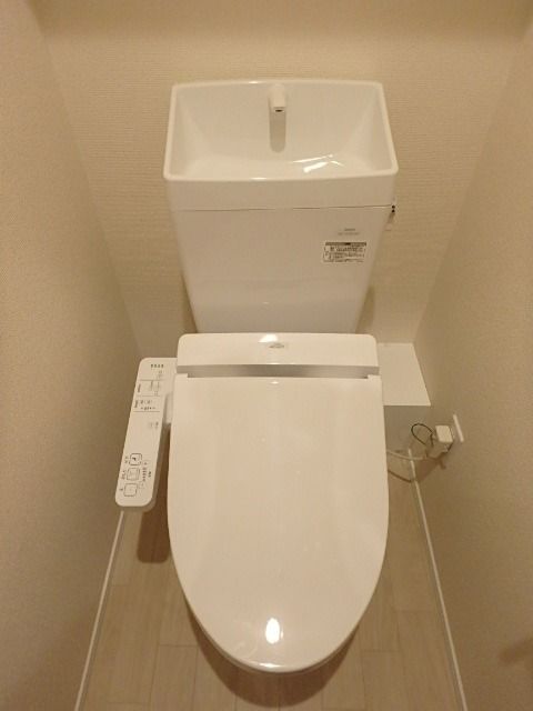 ��ʌ��������܎s�Y�a���ՂP���ڂ̃}���V�����̃g�C��