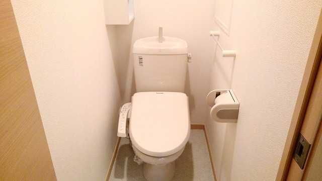 ��ʌ������s�V�����S���ڂ̃A�p�[�g�̃g�C��