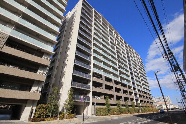 ��ʌ��������܎s��{��k�ܒ��P����601-1�̃}���V�����̌����O��