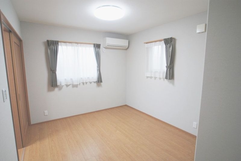 ��ʌ�����s�厚���s�����̃e���X�n�E�X�̂��̑������E�X�y�[�X