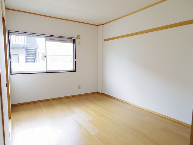 ��ʌ�����s�����R���ڂ̃}���V�����̂��̑������E�X�y�[�X