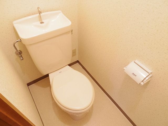 ��ʌ�����s�����R���ڂ̃}���V�����̃g�C��