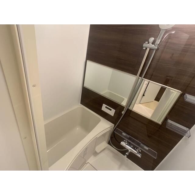 ��ʌ��������܎s�k�擌�听���P���ڂ̃A�p�[�g�̃o�X