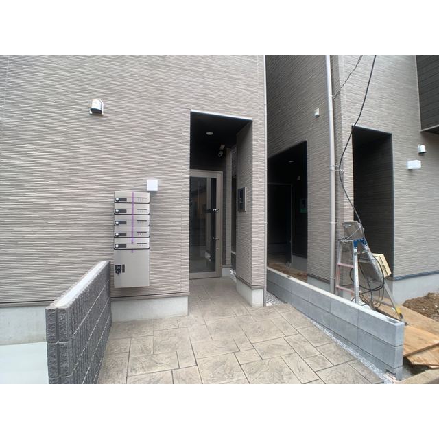 ��ʌ��������܎s�k�擌�听���P���ڂ̃A�p�[�g�̃G���g�����X