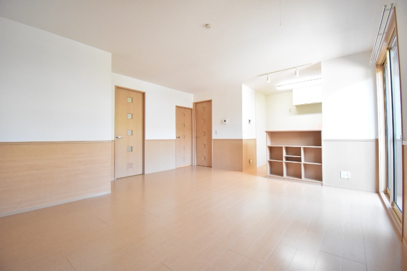 ��ʌ��������܎s��������u�Q���ڂ̃A�p�[�g�̋��ԁE���r���O