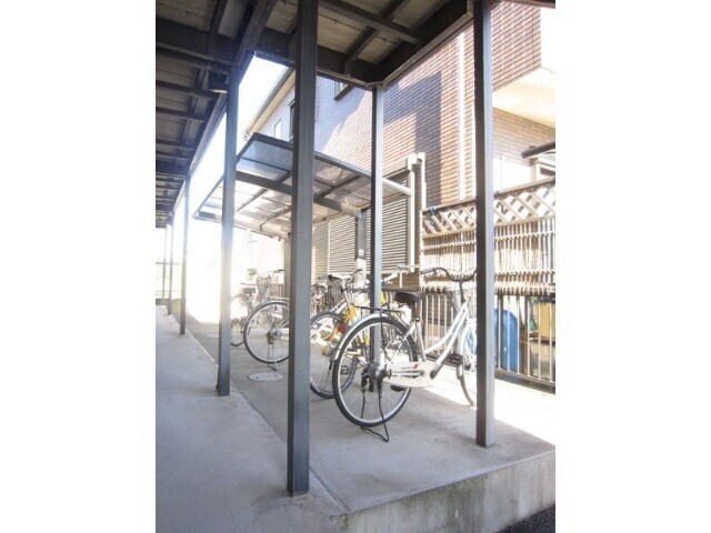 ��ʌ�����s�厚���̃A�p�[�g�̂��̑�