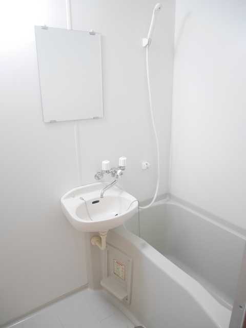 ��ʌ��������܎s������[��R���ڂ̃A�p�[�g�̐��ʏ�