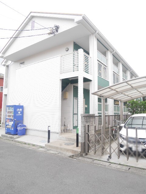 ��ʌ��������܎s������[��R���ڂ̃A�p�[�g�̃G���g�����X