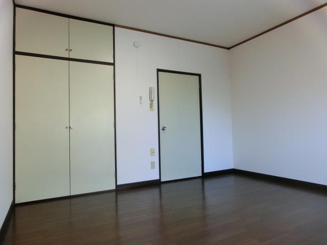 ��ʌ��������܎s������x�蒬�̃A�p�[�g�̂��̑������E�X�y�[�X