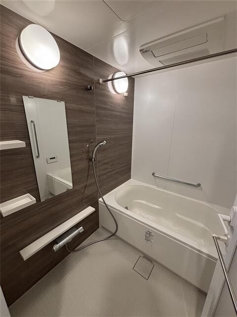 ��ʌ��������܎s������V�����P���ڂ̃}���V�����̃o�X