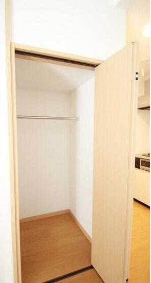 ��ʌ��z�J�s��z�J�S���ڂ̃A�p�[�g�̎��[