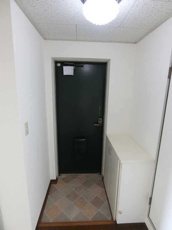 ��ʌ�����s��ԑ�R���ڂ̃A�p�[�g�̌���