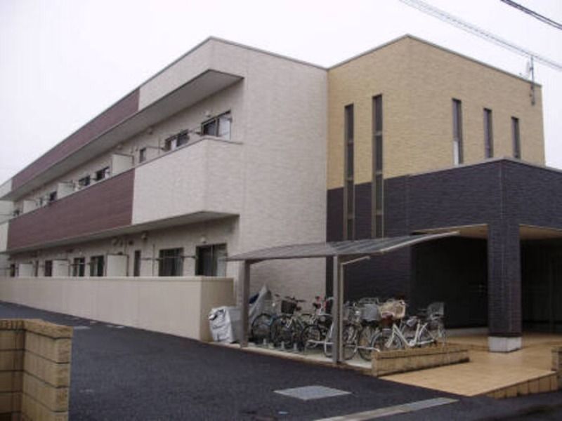 ��ʌ���z�s��g���R���ڂ̃}���V�����̌����O��