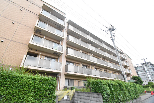 ��ʌ��������܎s�Y�a��j���J�P���ڂ̃}���V�����̌����O��