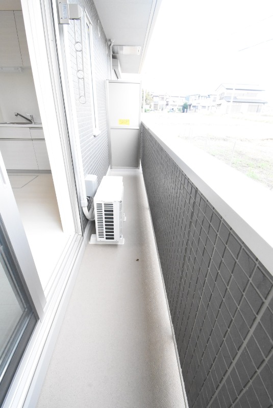 ��ʌ��������܎s������厚���[��̃A�p�[�g�̃o���R�j�[