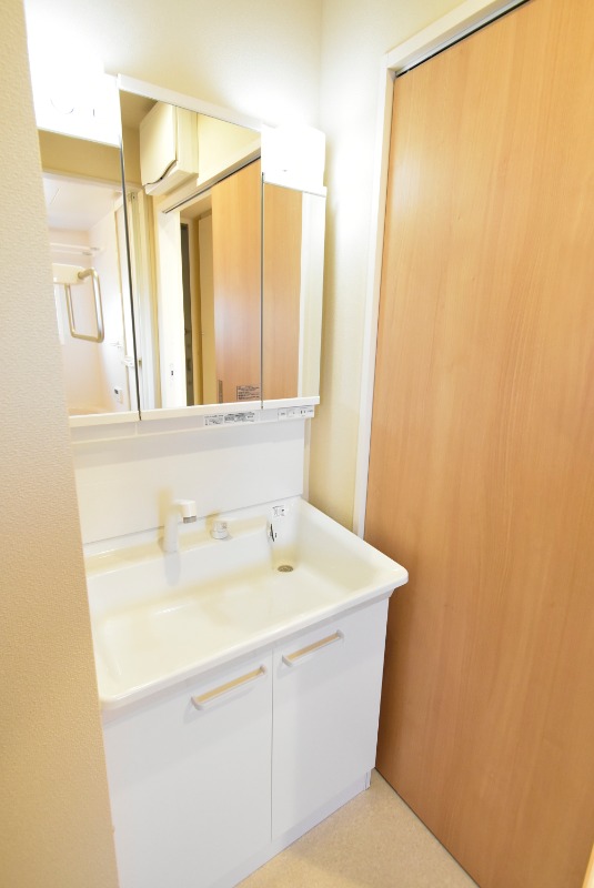 ��ʌ��������܎s��{��x�̓����Q���ڂ̃}���V�����̐��ʏ�