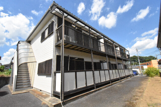 ��ʌ��������܎s��΋�钬�Q����7-52�̃A�p�[�g�̌����O��