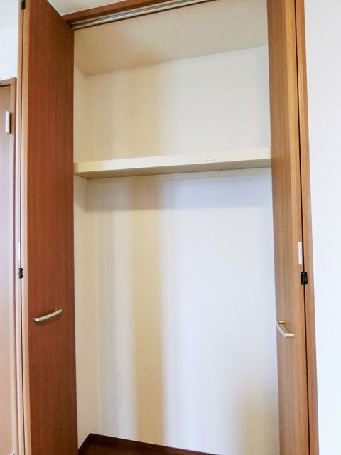 ��ʌ������s���P���ڂ̃A�p�[�g�̎��[