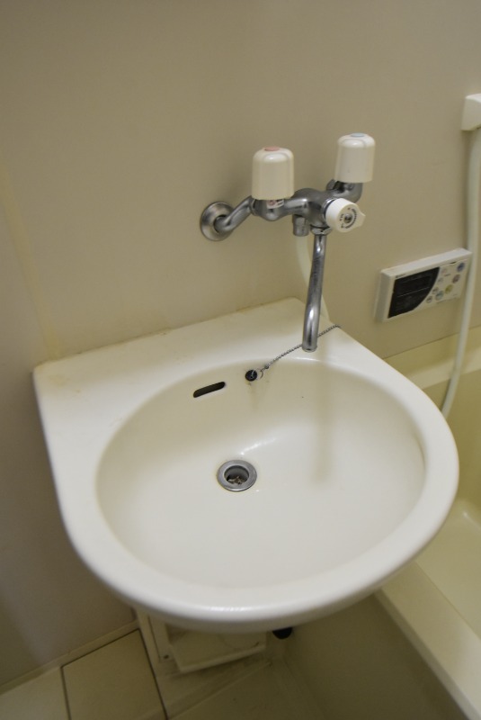 ��ʌ��������܎s��΋�钬�Q���ڂ̃A�p�[�g�̐��ʏ�