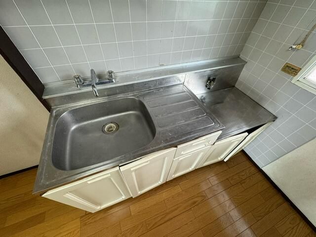 ��ʌ������s�������̃A�p�[�g�̃L�b�`��