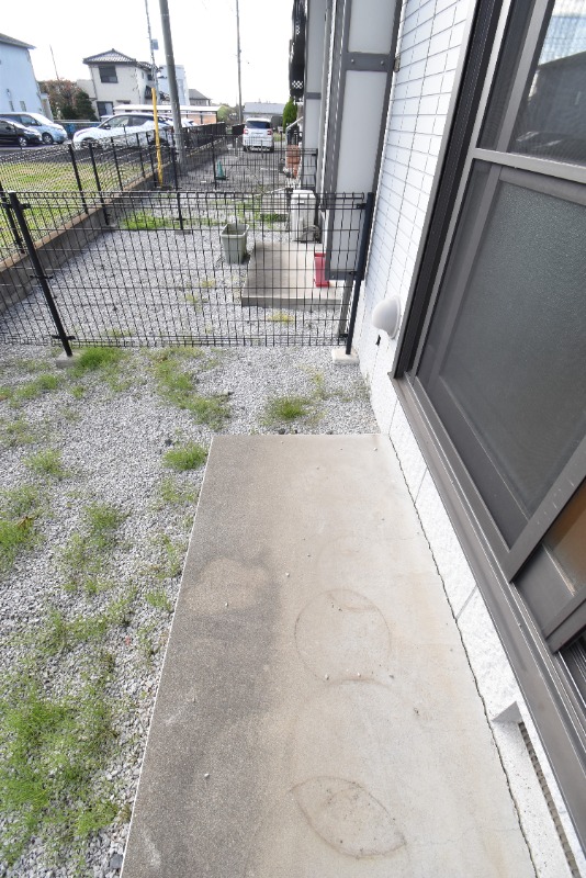 ��ʌ��������܎s����厚���V�n�̃A�p�[�g�̃o���R�j�[