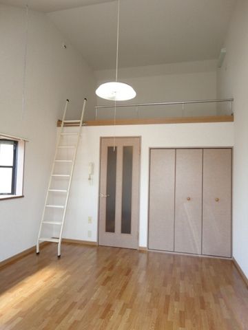 ��ʌ��������܎s������x�蒬�̃A�p�[�g�̂��̑������E�X�y�[�X