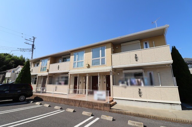 ��ʌ��������܎s����厚��v�ۗ̉Ƃ̃A�p�[�g�̌����O��