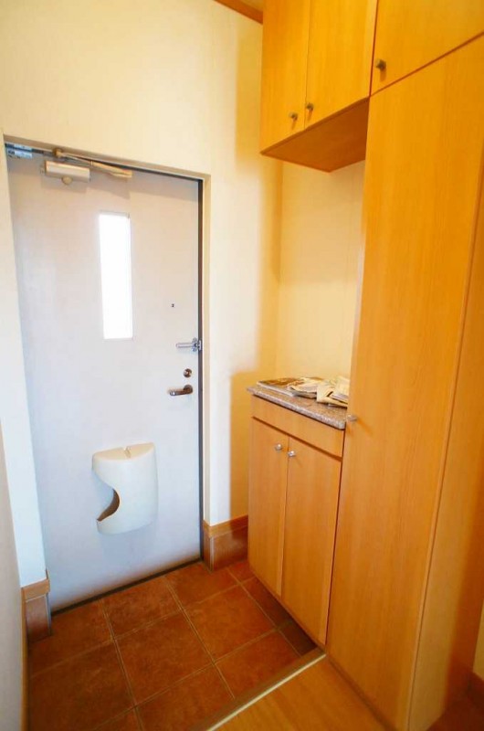 ��ʌ������s�V�h�R���ڂ̃A�p�[�g�̌���