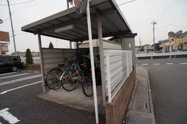 ��ʌ������s�V�h�R���ڂ̃A�p�[�g�̂��̑�