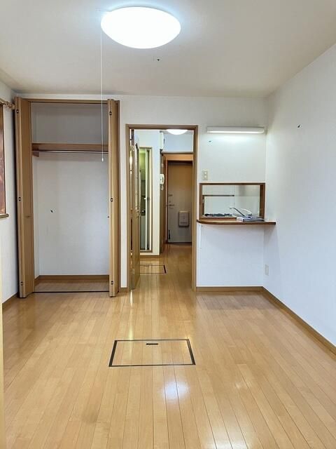 ��ʌ��������܎s��΋�厚�^�����̃}���V�����̋��ԁE���r���O