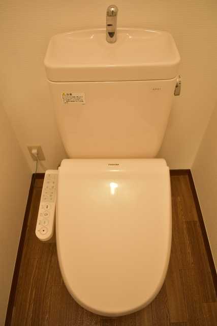 ��ʌ��������܎s��{��听���R���ڂ̃}���V�����̃g�C��