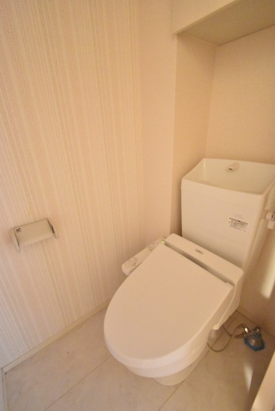 ��ʌ�����s�厚������̃A�p�[�g�̃g�C��