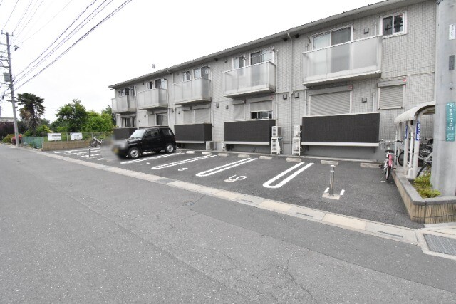 ��ʌ��������܎s�����攪���q�R���ڂ̃A�p�[�g�̒��ԏ�