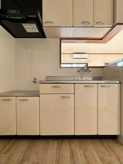 ��ʌ������s���W���ڂ̃}���V�����̃L�b�`��