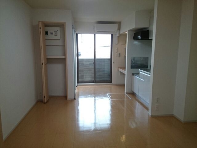 ��ʌ�����s�厚���s���̃A�p�[�g�̋��ԁE���r���O