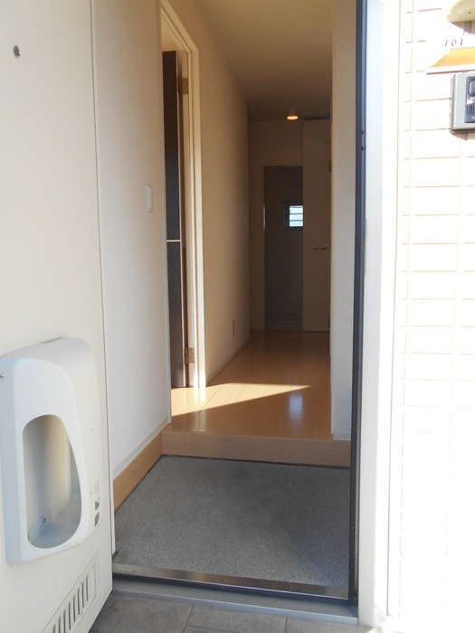 ��ʌ�����s�厚�����̃A�p�[�g�̌���