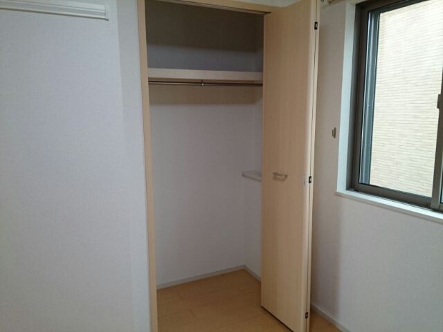 ��ʌ�����s�厚���s���̃A�p�[�g�̎��[